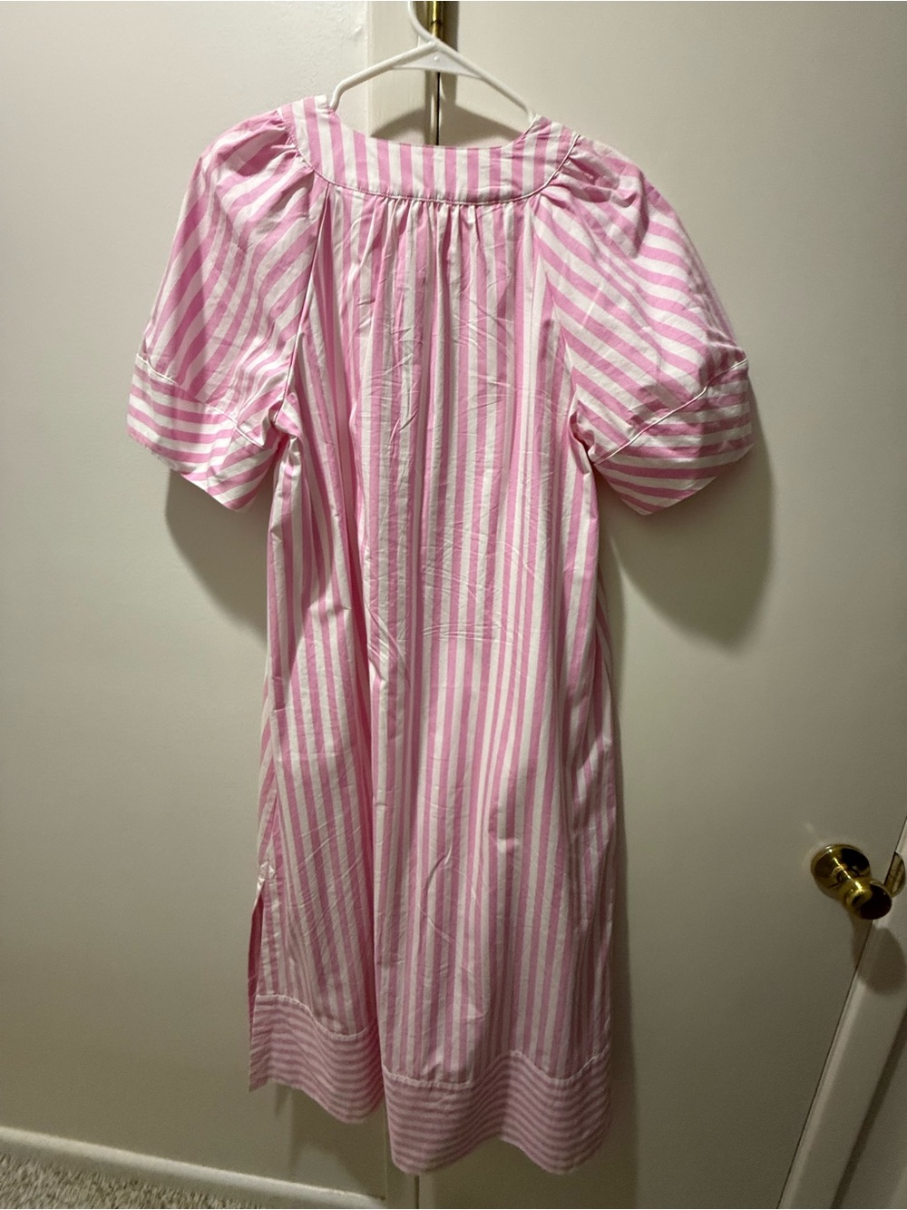 Maeve Pink and White Striped V‑Neck Maxi Shirtdress. Small - Picture 4 of 5